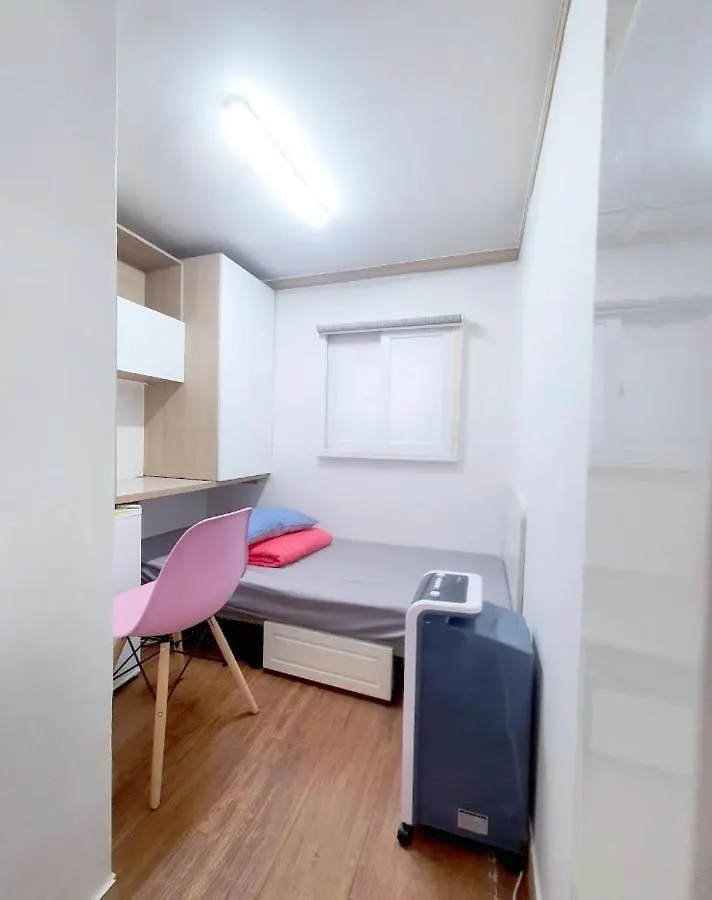 O2 Oneroomtel-Hyehwa Seoul Apartment